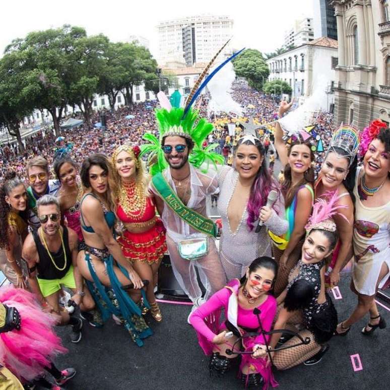 No comando da festa no Rio de Janeiro, Preta Gil teve a companhia de Pabllo Vittar