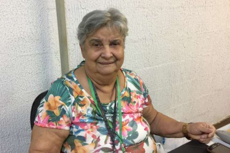 Dona Regininha atua na Imperatriz há 44 anos e há 30 é funcionária da escola