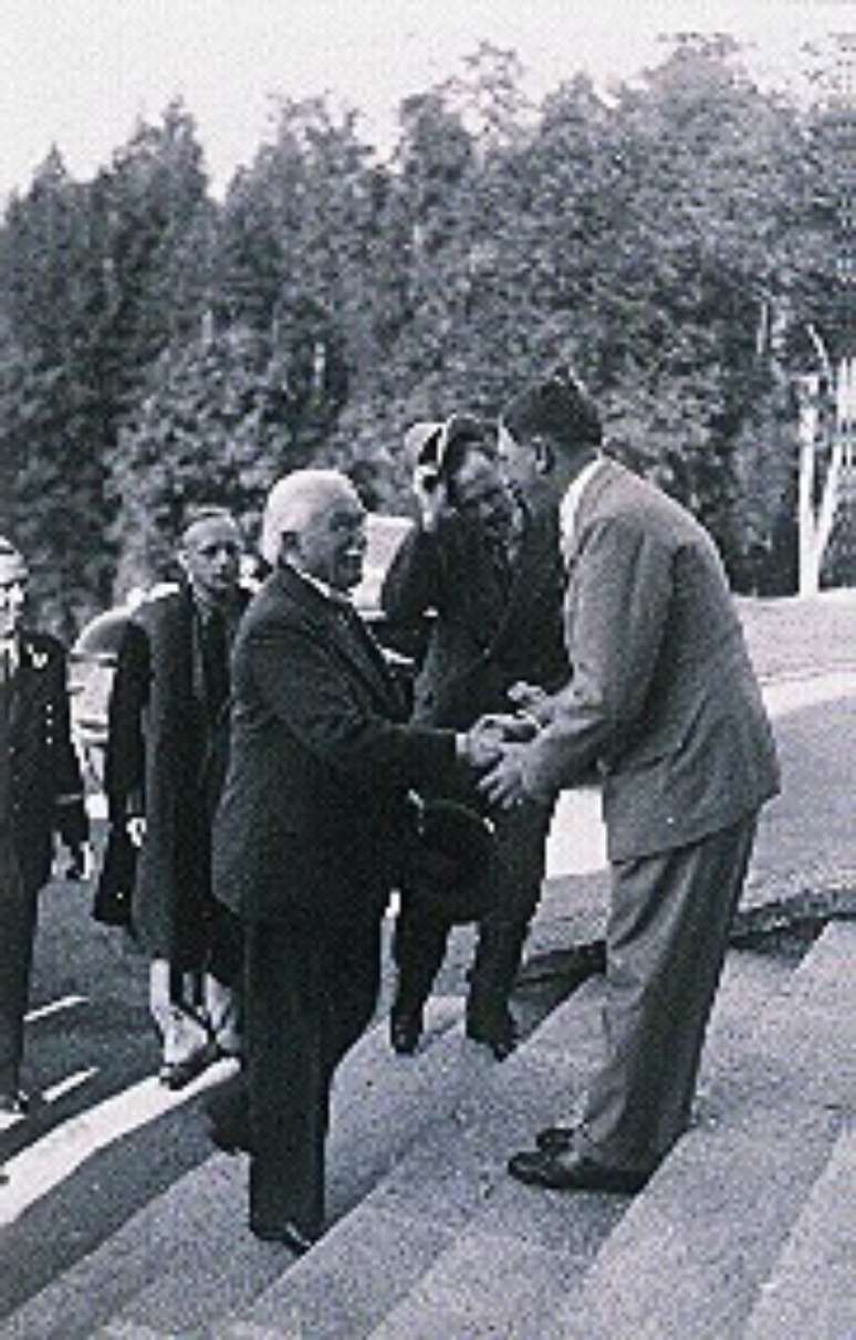 L. George visita Hitler