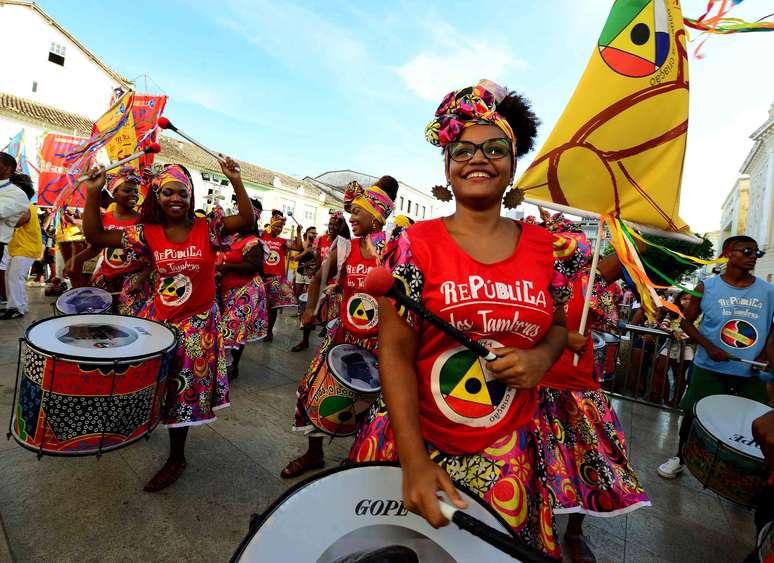 Além do tradicional axé, carnaval baiano promete agradar aos amantes de todos os gostos musicais