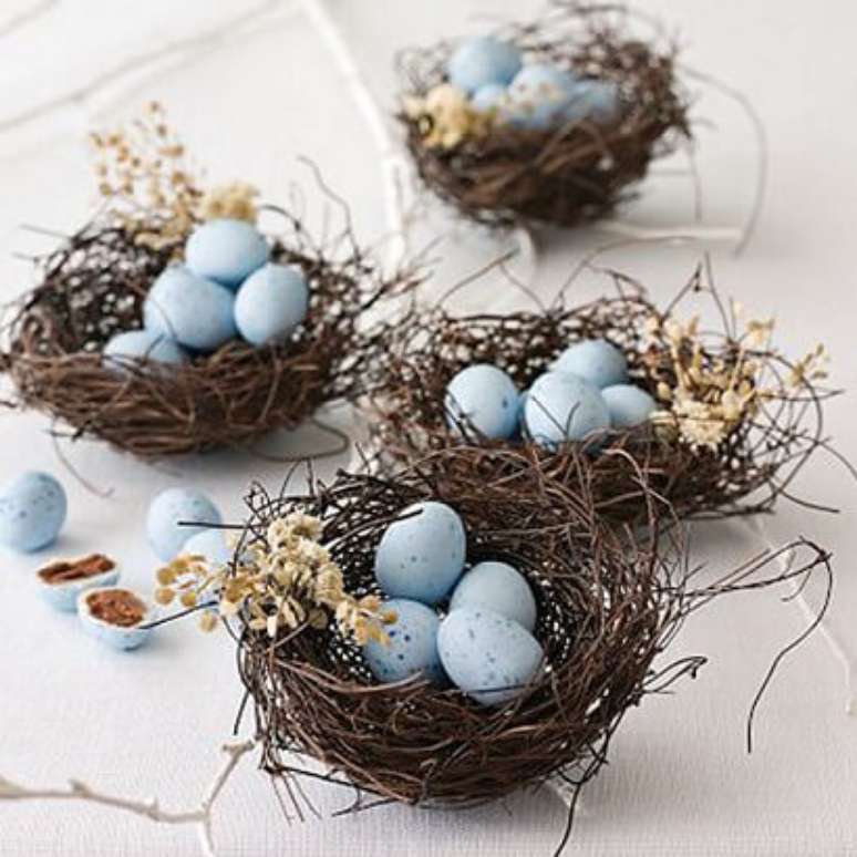 33. Os mini ovos também podem ser colocados em pequenos ninhos