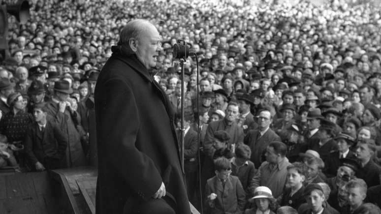 Churchill é conhecido por seus discursos memoráveis