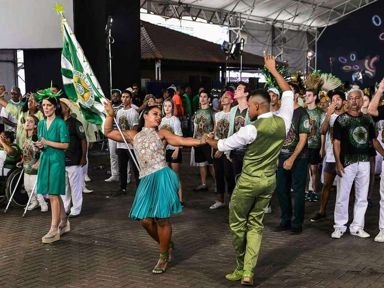 Para defender seu título, Mocidade vai abordar relação cultural entre Brasil e Índia