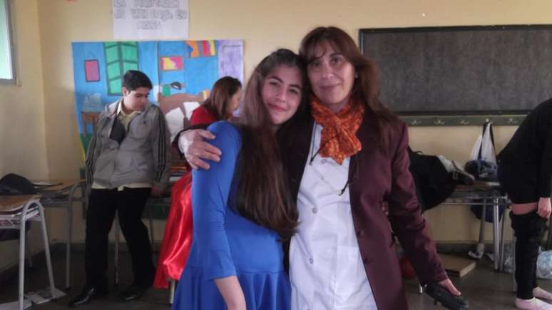 Segundo a fam&iacute;lia, Paula era saud&aacute;vel e levava uma vida normal at&eacute; 2013 | Foto: Facebook/Mar&iacute;a Cecilia Ahumada/Reprodu&ccedil;&atilde;o