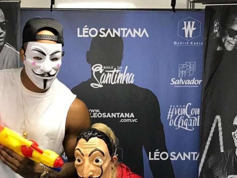 Marília Mendonça comentou como foi sair disfarçada no Carnaval de Salvador