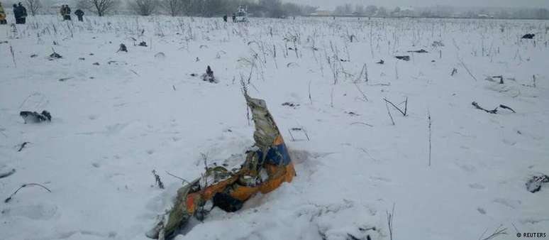 Destroços do avião se espalharam por 30 hectares