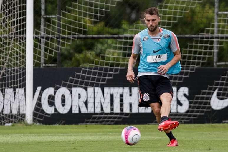 Henrique fará sua estreia pelo Corinthians (Foto: Daniel Augusto Jr)