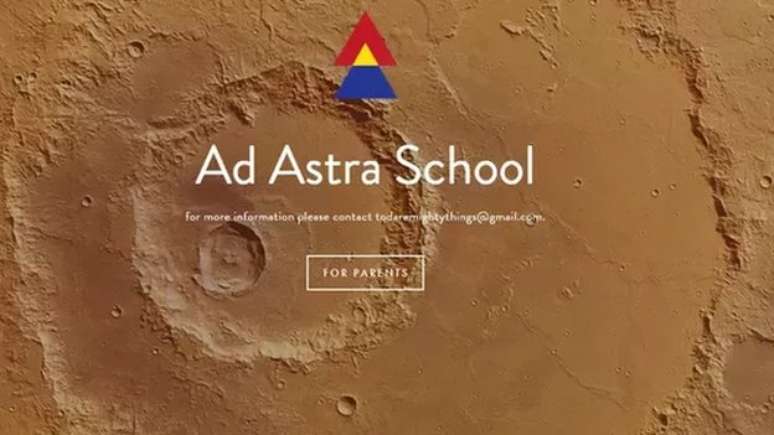 Inicialmente, um site da Ad Astra podia ser acessado pelos responsáveis dos alunos, mas ele não está mais disponível