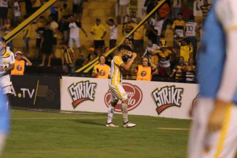 João Paulo comemorando um dos gols. (Foto:Divulgação)