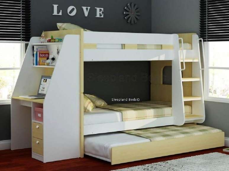 20. A treliche com escrivaninha tamb&eacute;m &eacute; &oacute;tima para casa com muitas crian&ccedil;as.