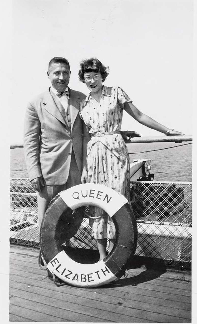 Nos anos 1960, Alfred e Helen Free viajaram no navio Queen Elizabeth. | Foto: cortesia Helen Free