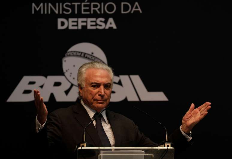 Presidente Michel Temer durante cerimônia em Itaguaí (RJ) 20/02/2018 REUTERS/Ricardo Moraes