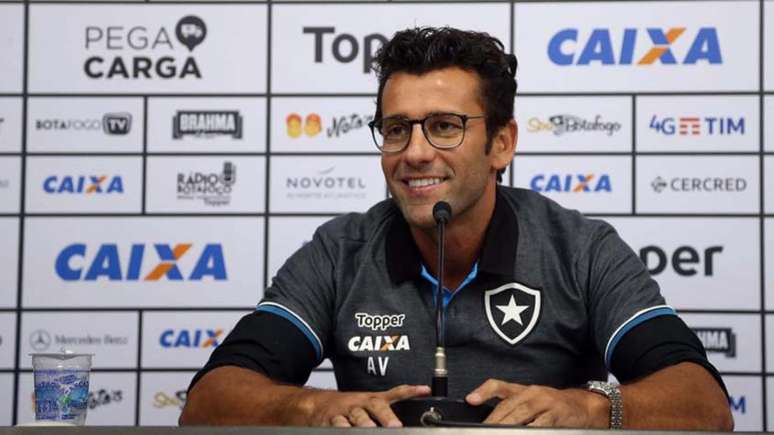 Valentim está a poucas horas de sua estreia pelo Botafogo (Foto: Vitor Silva / SS Press / Botafogo)