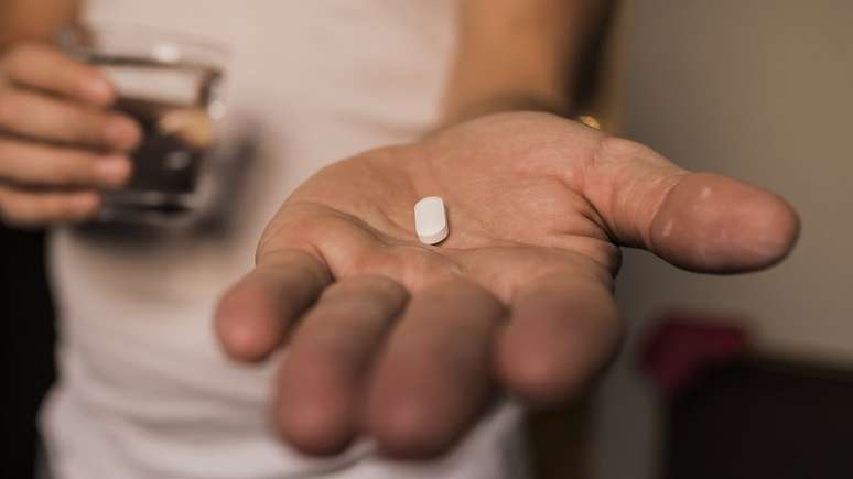 Estudo desmente teorias de que antidepressivos funcionam tão bem quanto placebos