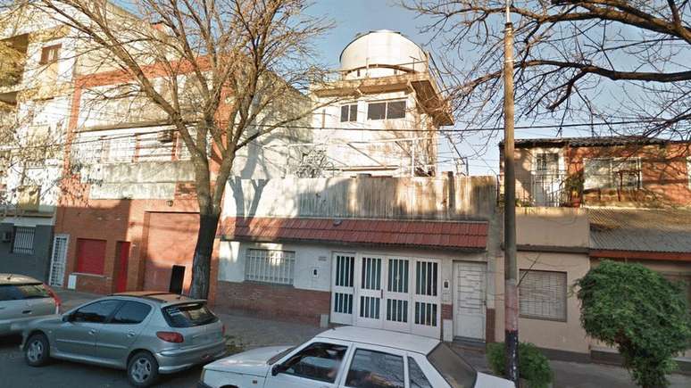 Buso criou em sua casa o que chama de 'Observatório Busoniano' | Foto: Google Street View