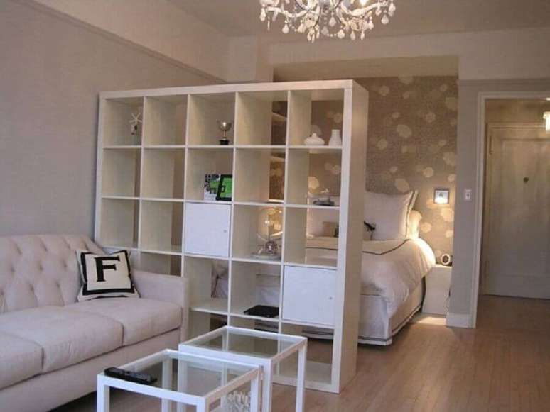 32. M&oacute;veis vazados s&atilde;o &oacute;timos para divis&atilde;o de ambientes em apartamento pequeno