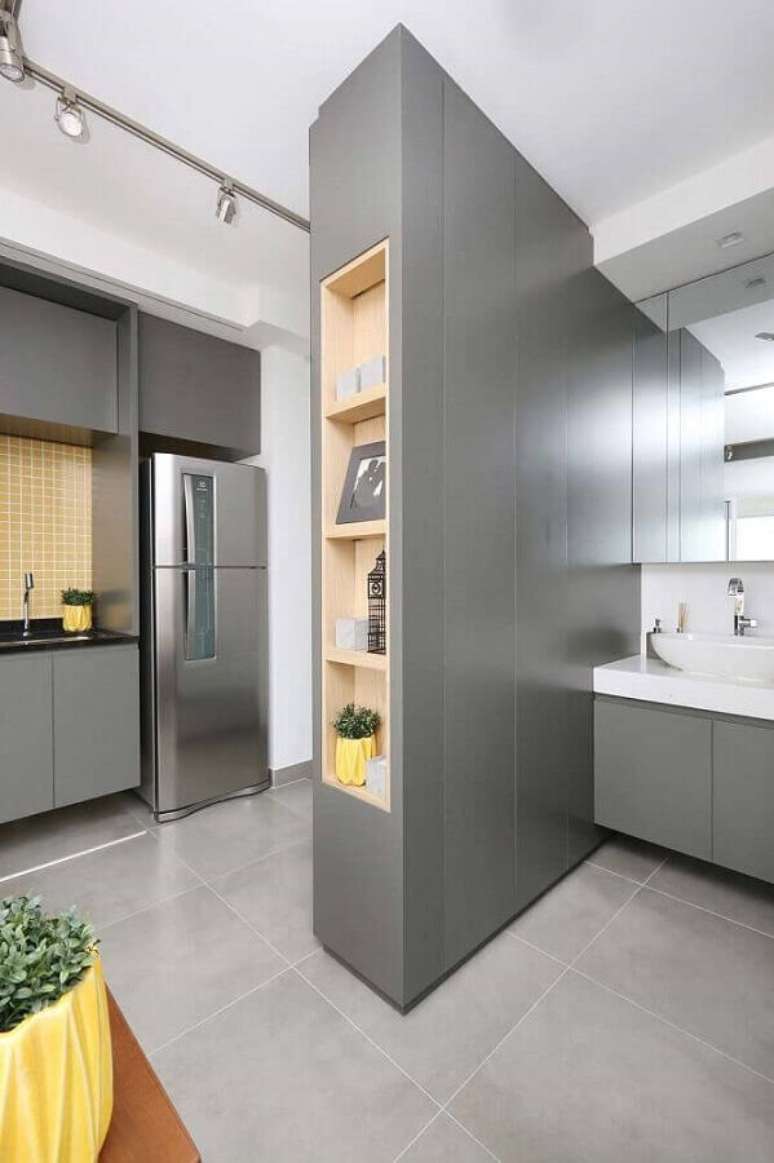 33. Para manter a organiza&ccedil;&atilde;o no apartamento pequeno invista em nichos embutidos