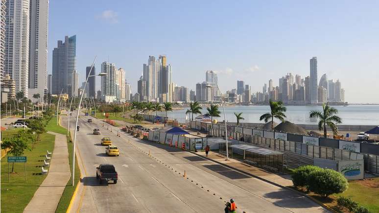 Uma das hip&oacute;teses &eacute; que Panam&aacute; significa 'abund&acirc;ncia de peixes e mariposas'