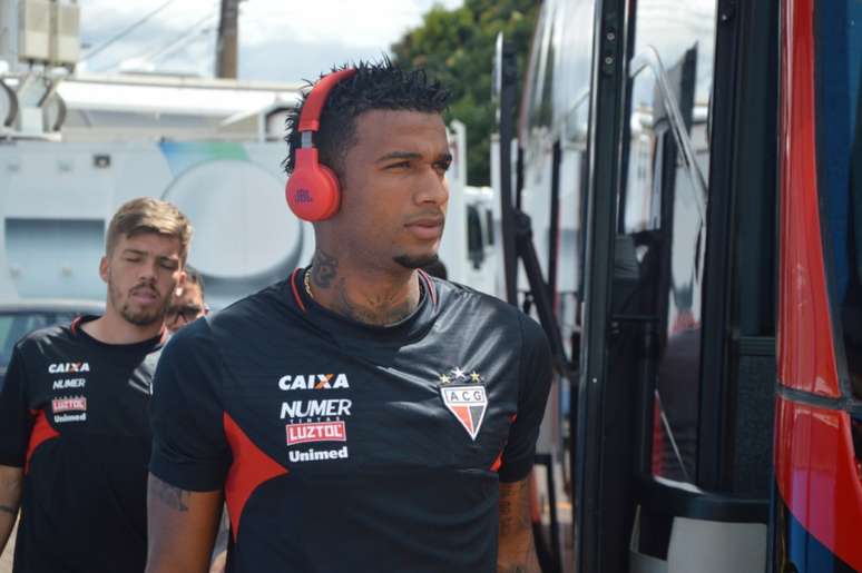 René Santos afirma motivação da equipe (Foto: Paulo Marcos/Atlético-GO)