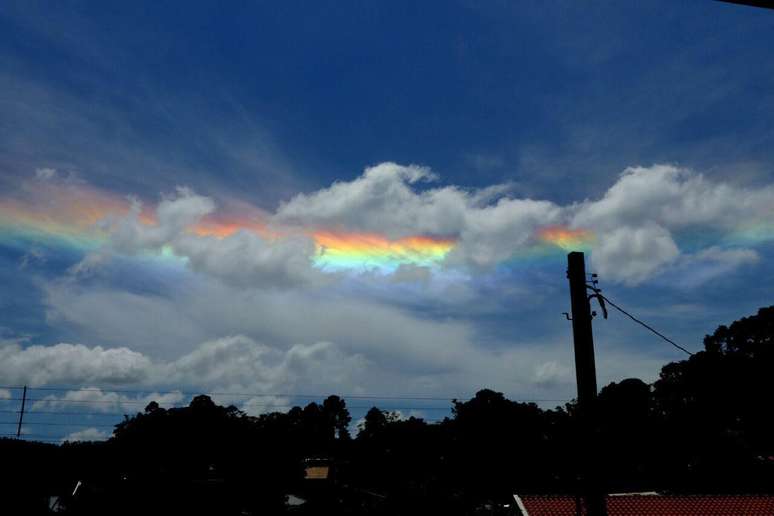 O que são nuvens arco-íris? Conheça esse fenômeno que coloca cores no céu -  Olhar Digital
