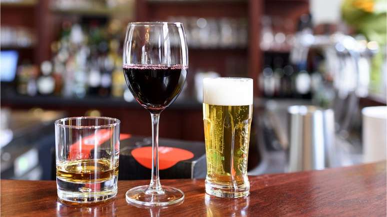 Diversos estudos já mapearam os efeitos do consumo moderado e excessivo de álcool para a saúde