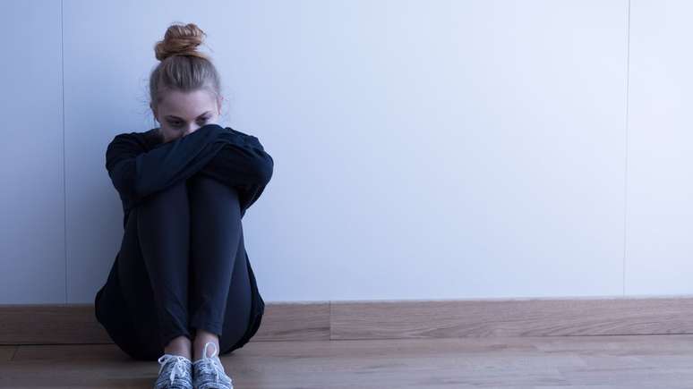 Pesquisa mostrou pico de solid&atilde;o na adolesc&ecirc;ncia