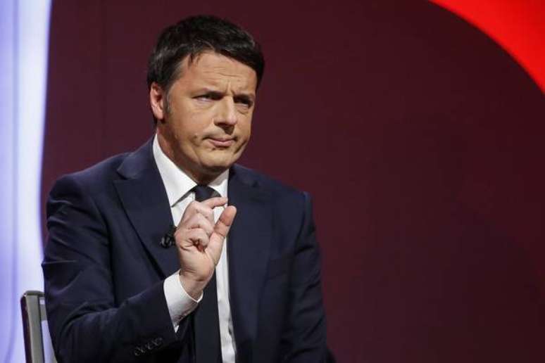 Renzi dá passo atrás e admite apoiar outro premier do PD
