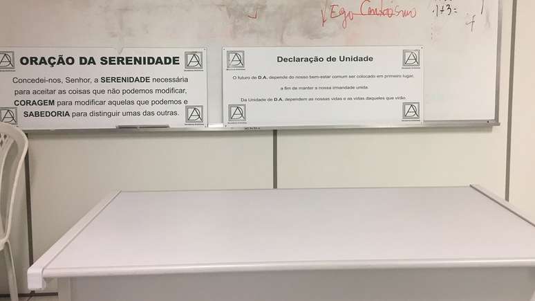Reuni&otilde;es dos devedores an&ocirc;nimos acontecem todas as semanas em S&atilde;o Paulo