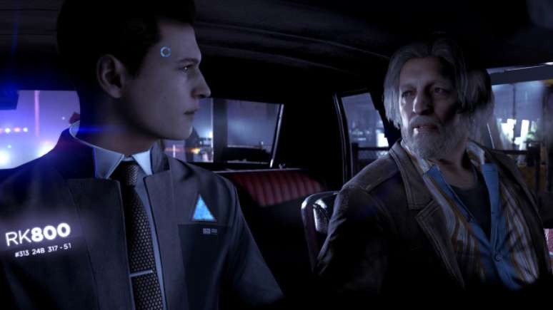 J&aacute; o agente especial Connor, &agrave; esquerda, investigar&aacute; crimes envolvendo androides. (Imagem: Divulga&ccedil;&atilde;o/PlayStation Blog)