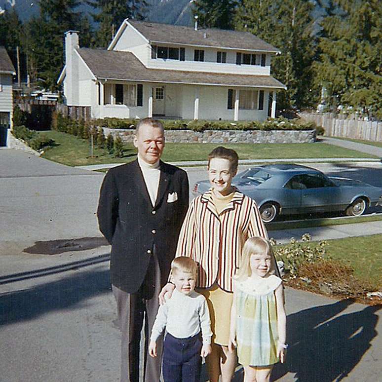 Warren, Ruth, Teddy and Pauline, por volta de 1969, antes da separação do casal