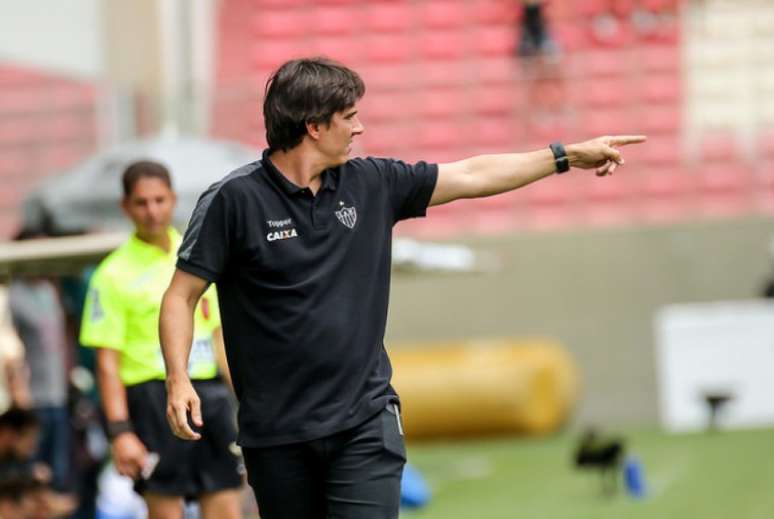 Treinador quer buscar bons resultados nas duas últimas rodadas da primeira fase do Campeonato Mineiro (Foto: Divulgação Clube Atlético Mineiro)