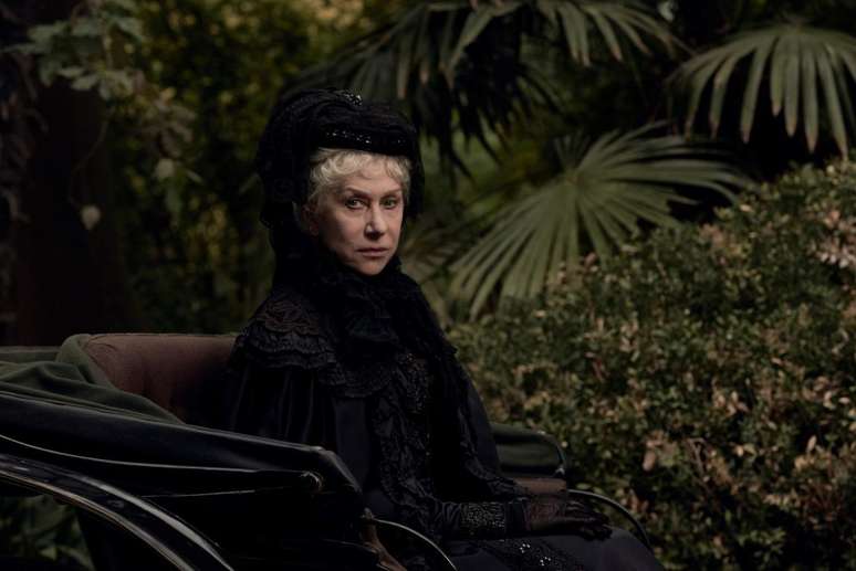 Helen Mirren como Sarah Winchester (Imagem: California Filmes)