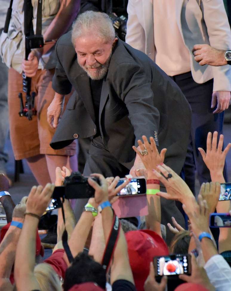 Ex-presidente Luiz Inacio Lula da Silva durante evento em Belo Horizonte 21/02/2018 REUTERS/Washington Alves