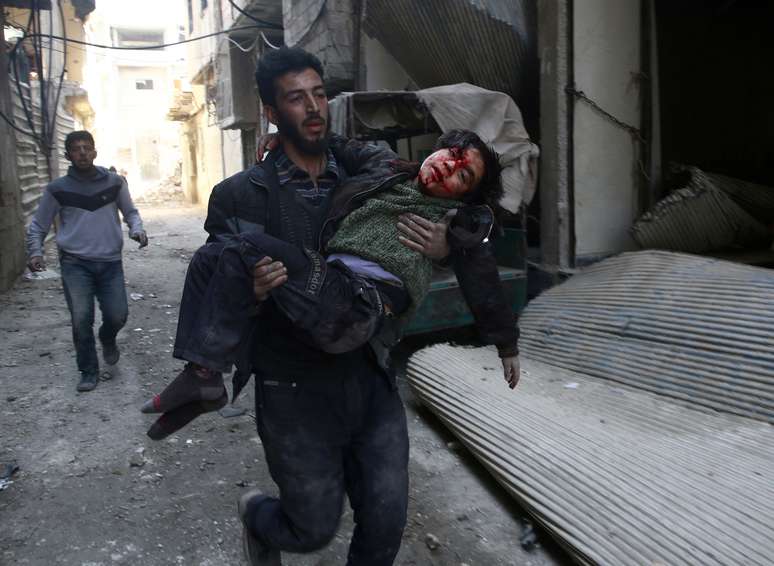 Cenas de horror em Ghouta Oriental choracam o mundo 