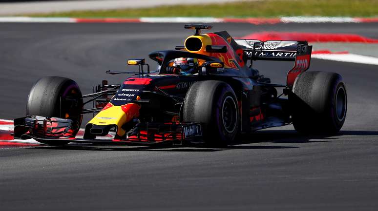 Daniel Ricciardo em teste na Catalunha
 7/3/2018     REUTERS/Juan Medina