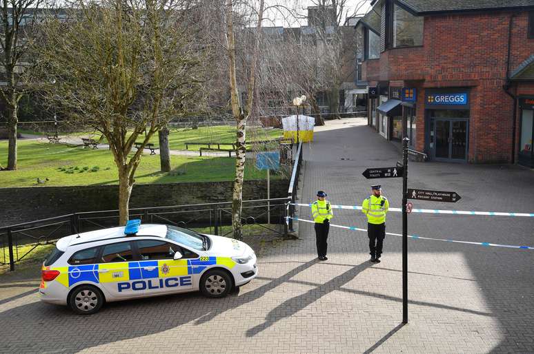 Polícia faz patrulha em local de incidente com Sergei Skripal e sua filha em Salisbury
 7/3/2018    REUTERS/Toby Melville