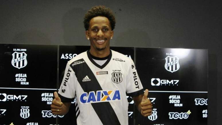 Lucas Mineiro é apresentado como reforço para sequência da Série B (Foto: PontePress/Rodolfo Rossi)