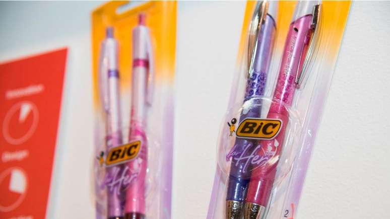 As canetas da BIC hoje estão em exposição no Museu do Fracasso de Los Angeles