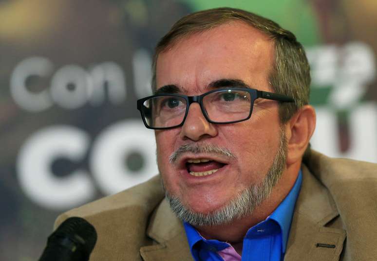 L&iacute;der das Farc, Rodrigo Londo&ntilde;o, concede entrevista em Bogot&aacute;, na Col&ocirc;mbia 28/02/2018 REUTERS/Jaime Saldarriaga