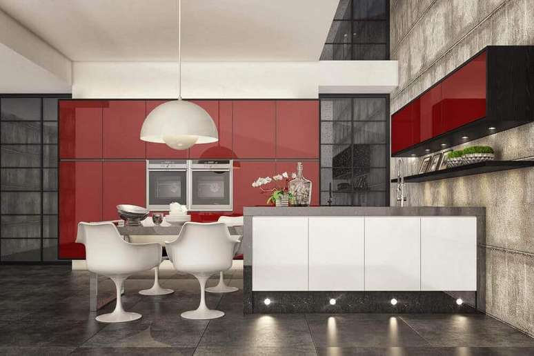 42. Decoração de cozinha moderna planejada com armários em preto, branco e vermelho