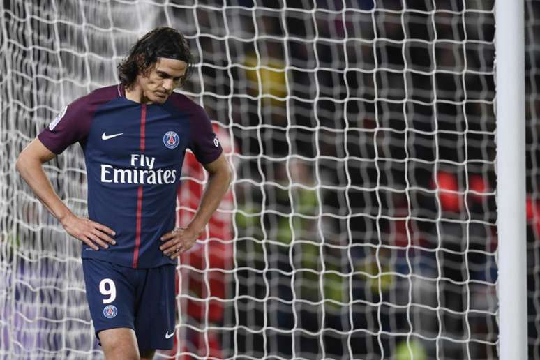 Cavani tem 33 gols na temporada (Foto: Christophe Simon/AFP)