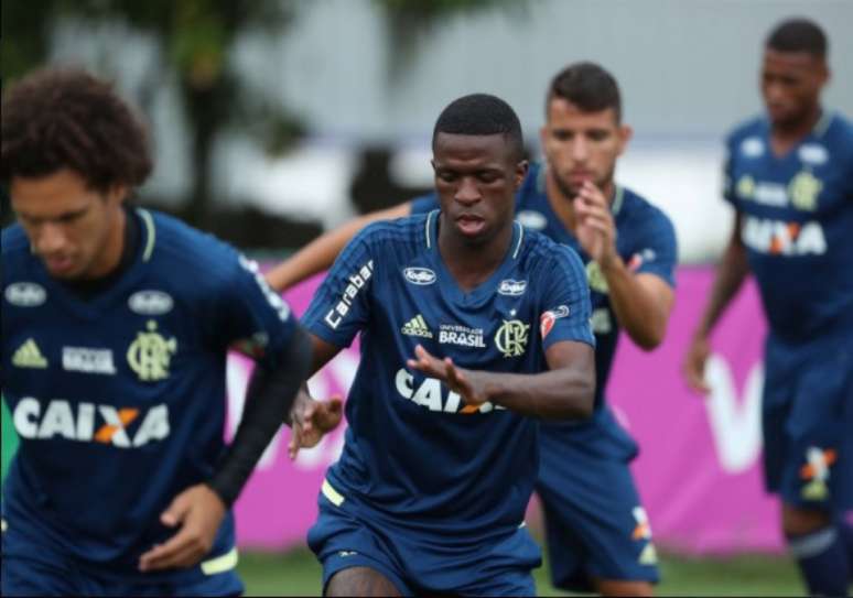 Willian Arão e Vinícius Júnior serão titulares diante do Macaé (Foto: Gilvan de Souza/Flamengo)