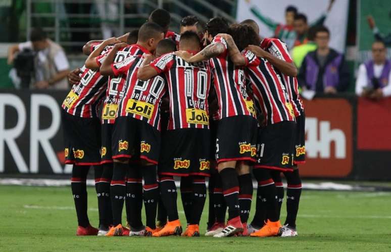 Jogadores do São Paulo reconhecem problemas da equipe e trabalham por dias melhores no clube (Rubens Chiri/saopaulofc.net)