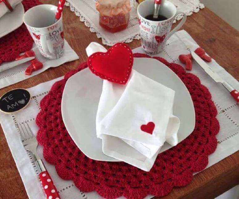 3. Inspiração de decoração de mesa para um jantar romântico