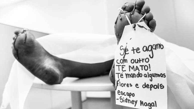 Letra da música "Se te agarro com outro, te mato", de Sidney Magal, ilustrou campanha da prefeitura de São Leopoldo | Foto: Thales Ferreira
