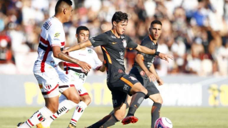 Corinthians venceu o Botafogo-SP