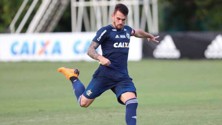 Felipe Vizeu não viajará ao Equador e desfalca o Flamengo contra o Emelec (Foto: Gilvan de Souza/Flamengo)