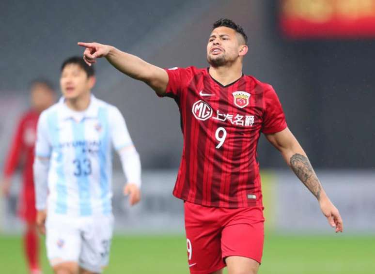 Elkeson fez o gol da vitória do Shanghai SIPG (Foto: AFP)