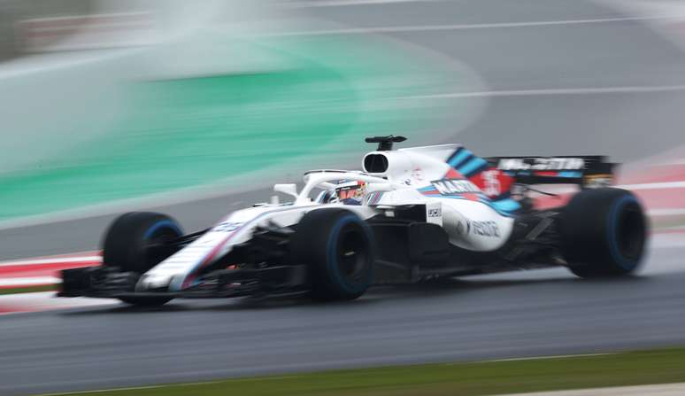 Sergey Sirotkin, da Williams, durante testes