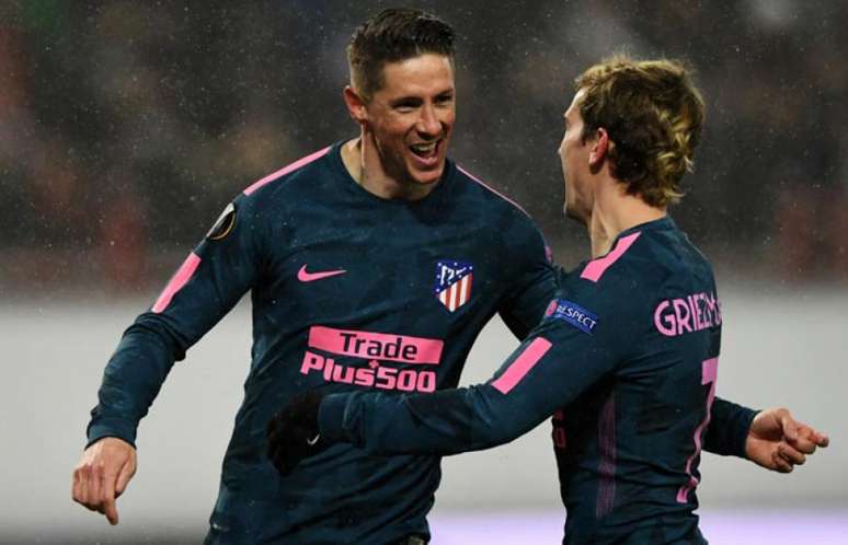 Fernando Torres, com dois gols, foi o grande artilheiro da partida (Foto: Kiril Kudryavtsev / AFP)